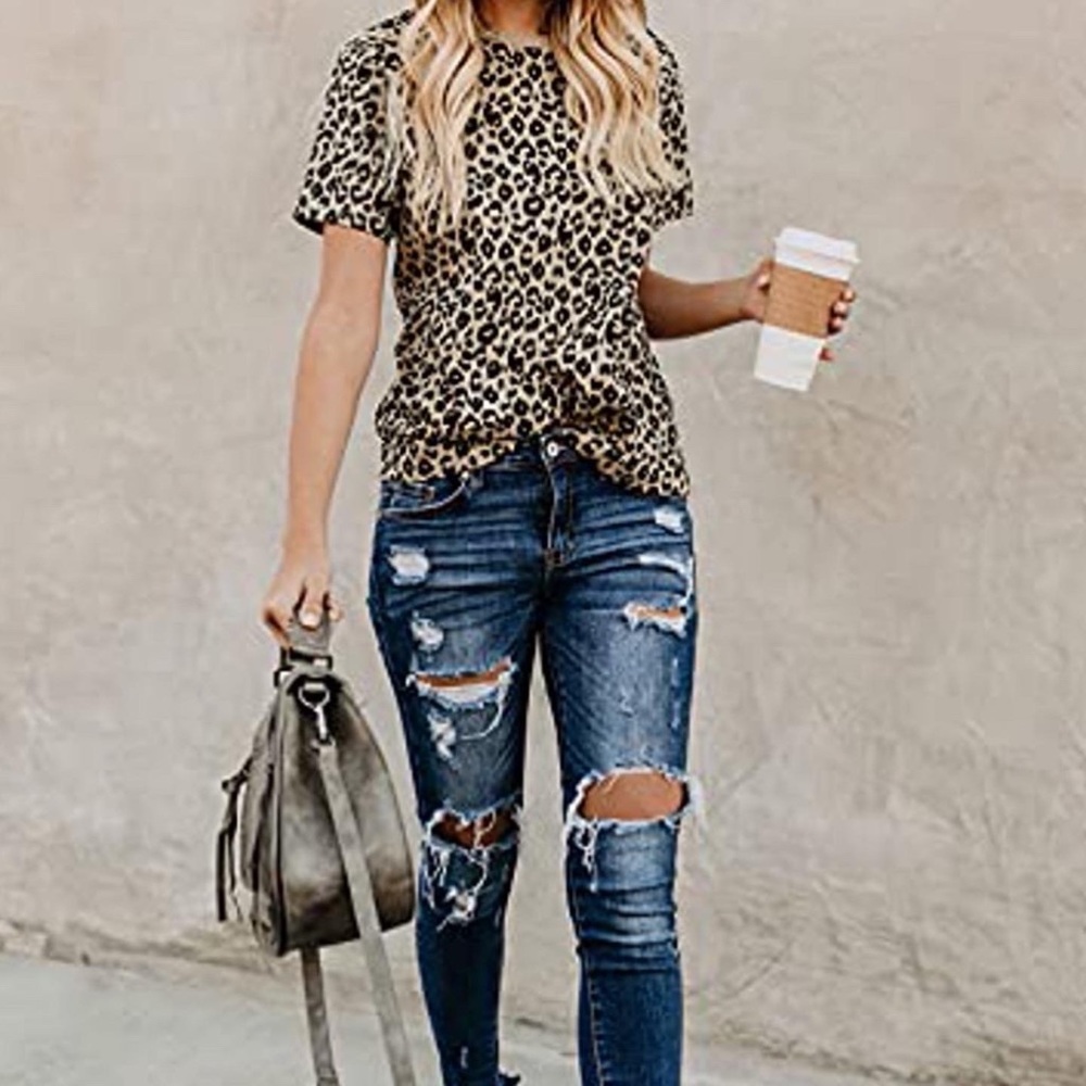 Leopard Print Crewneck Tee